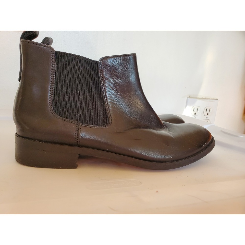 Clarks Women Black Leather Chelsea Ankle Boots Size 8 M 26111575